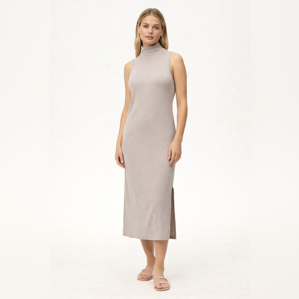 House of Harlow 1960 Ribbed Sleeveless Midi Dress – Size M